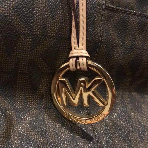 Michael Kors Tote Bag - Picture 2 of 9